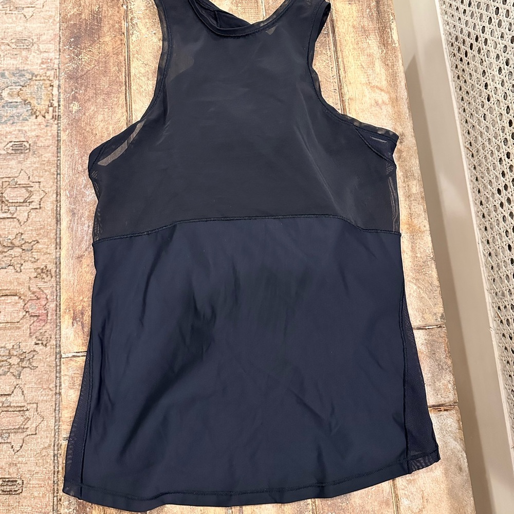 lululemon athletica Black Mesh Razor Back with built in bra